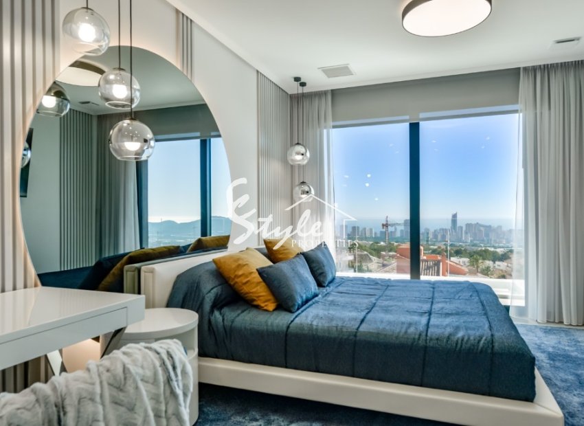 Продается новая роскошная вилла с видом на море в Финестрате, Коста Бланка, Испания. ОN1778