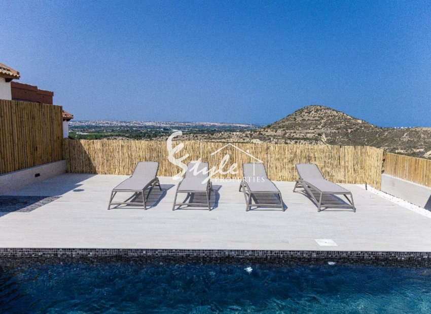 Продается новая вилла под ключ в Рохалесе, Коста Бланка, Испания. ОN1764