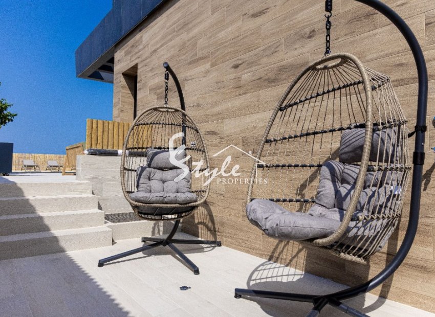 Продается новая вилла под ключ в Рохалесе, Коста Бланка, Испания. ОN1764