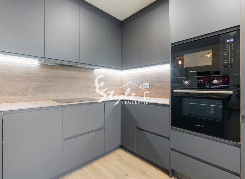 Продается новая вилла в Рохалесе, Коста Бланка, Испания. ОN1720