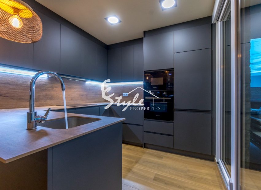 Продается новая вилла в Рохалесе, Коста Бланка, Испания. ОN1720