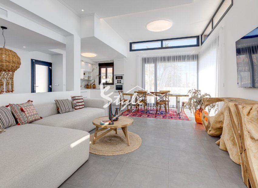 Продается новая вилла в Торревьехе, Коста Бланка, Испания. ON1455