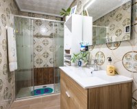 Продается просторная квартира в 50 метрах от пляжа в Торревьехе, Коста-Бланка, Испания. ID2351