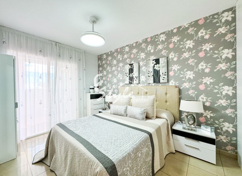 Продается стильная квартира в Эль Боске, Плайя Фламенка, Ориуэла Коста. ID1435