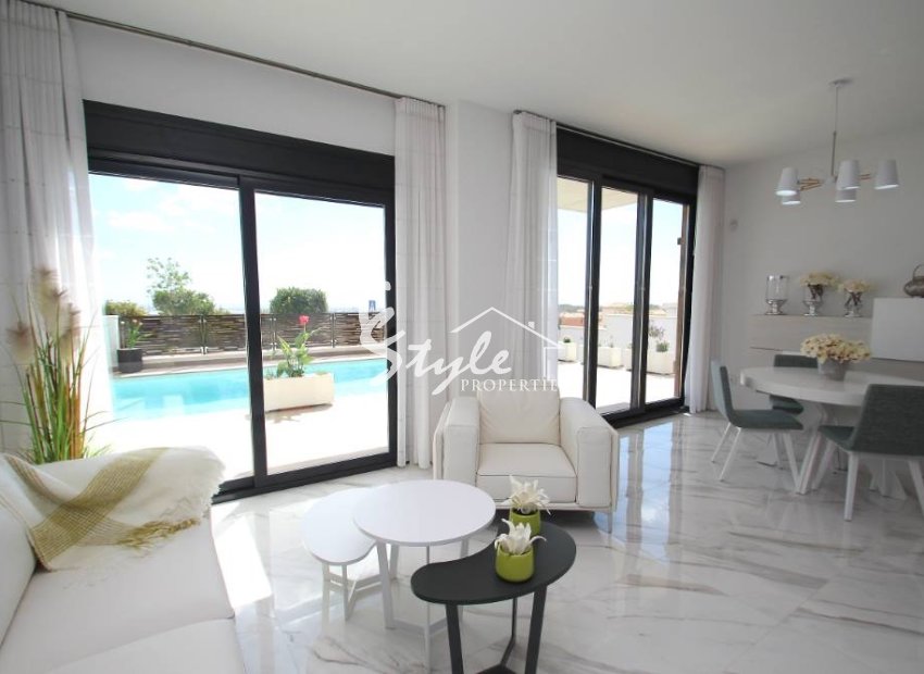Promotion in Dehesa de Campoamor. Complex of independent villas with private pool near the sea in Orihuela Costa.