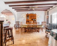 Propiedad única en primera línea en venta en Punta Prima, Costa Blanca Sur, España ID 3747