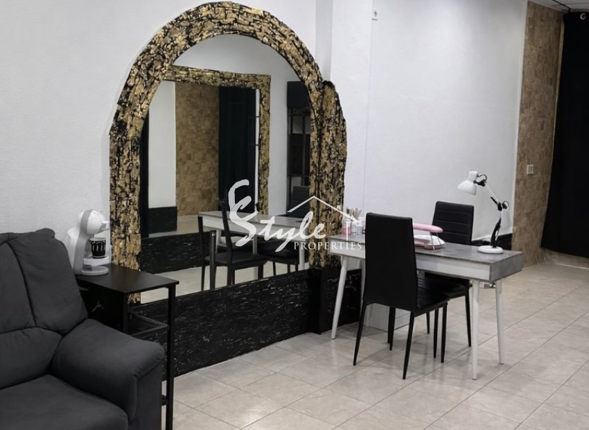 Ready-to-Use Commercial Space in the center of Torrevieja, Costa Blanca, Spain. ID037