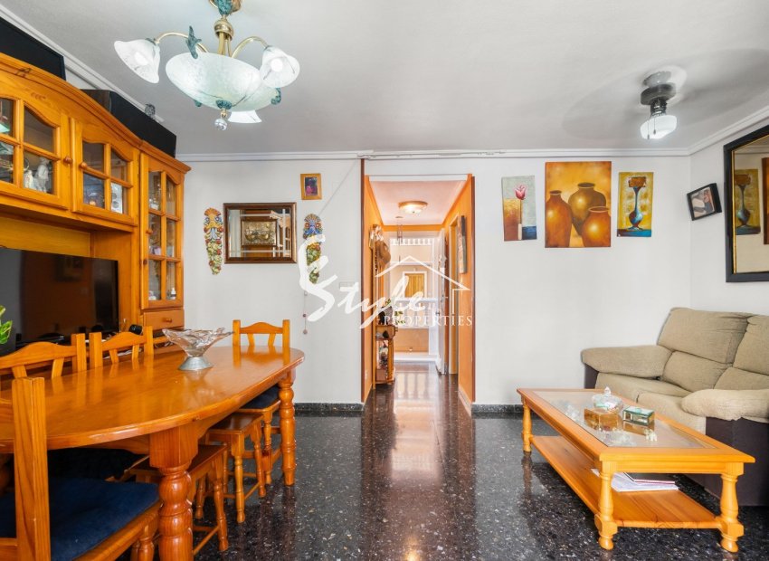 Resale - 1. Apartment / flat - Punta Prima