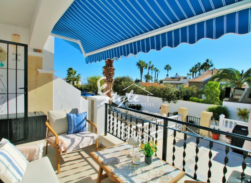 Resale - 2. Townhouse - Orihuela Costa  - Villamartin