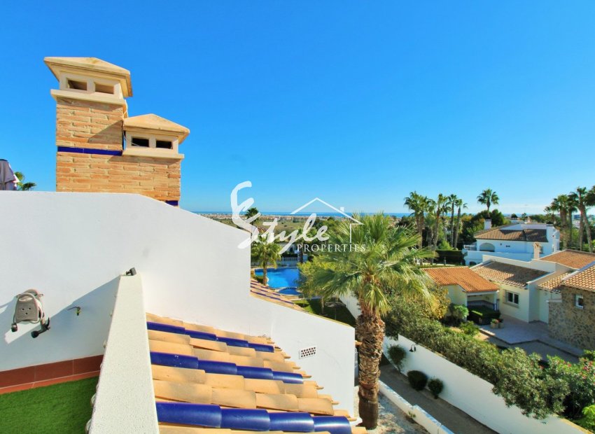 Resale - 2. Townhouse - Orihuela Costa  - Villamartin