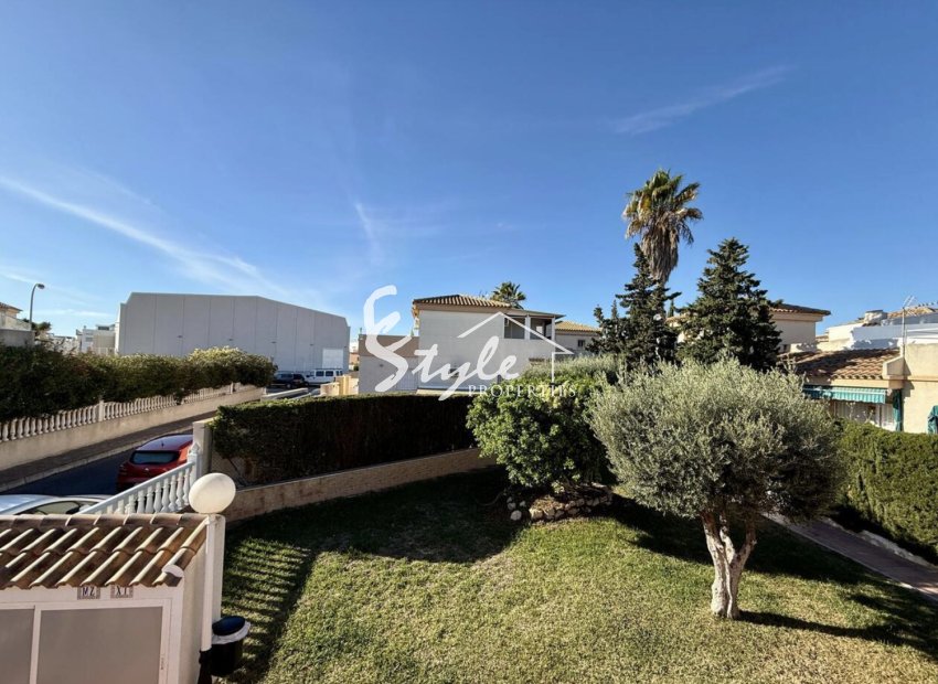 Resale - 2. Townhouse - Punta Prima