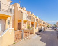 Resale - 2. Townhouse - Punta Prima
