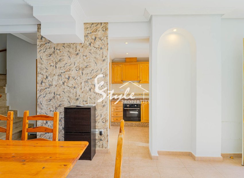 Resale - 2. Townhouse - Punta Prima