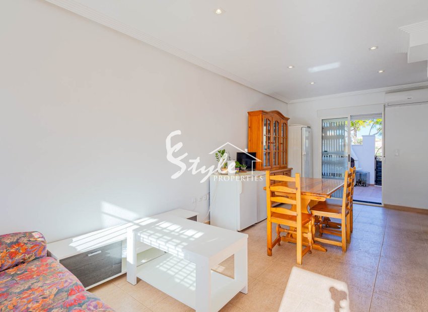 Resale - 2. Townhouse - Punta Prima