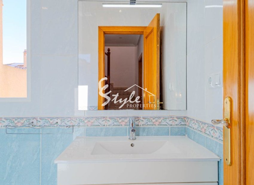 Resale - 2. Townhouse - Punta Prima