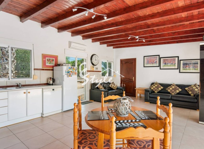 Resale - 5. Finca / Country Property - Catral