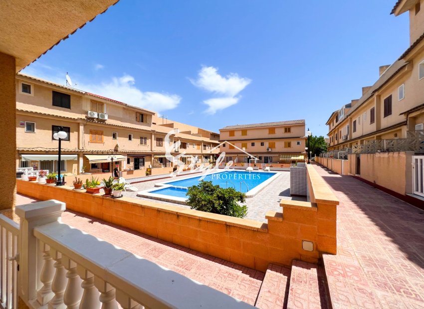 Resale - Adosado - Los Altos