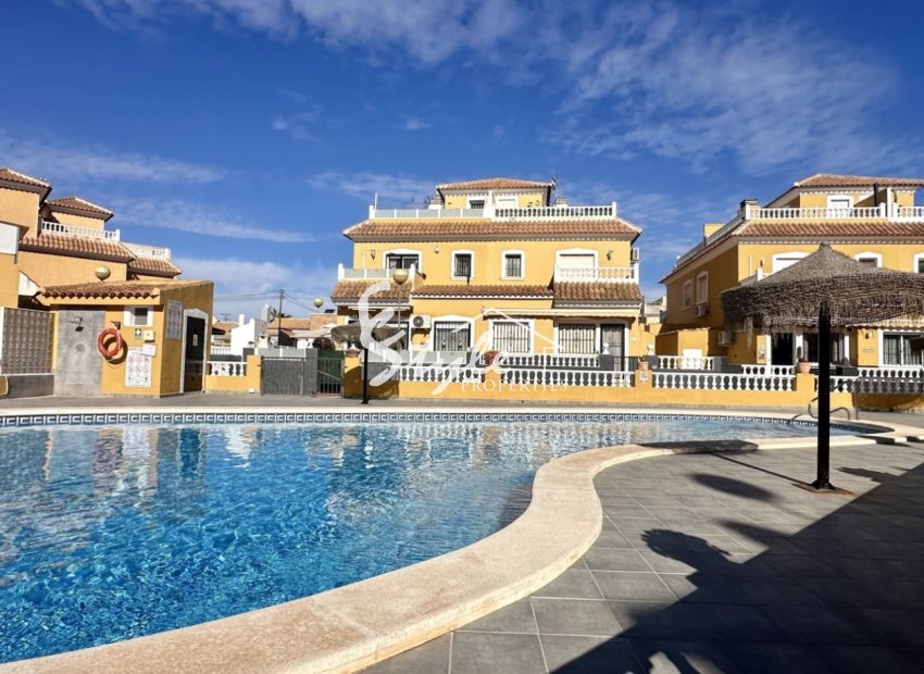 Resale - Adosado - Orihuela-Costa - La Florida