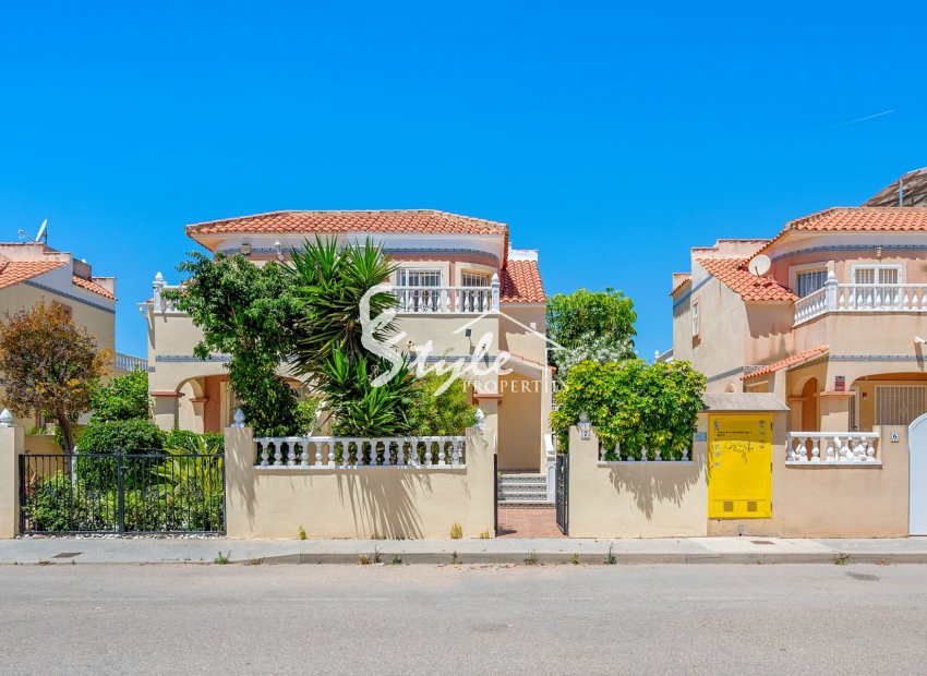 Resale - Adosado - Orihuela-Costa - La Zenia