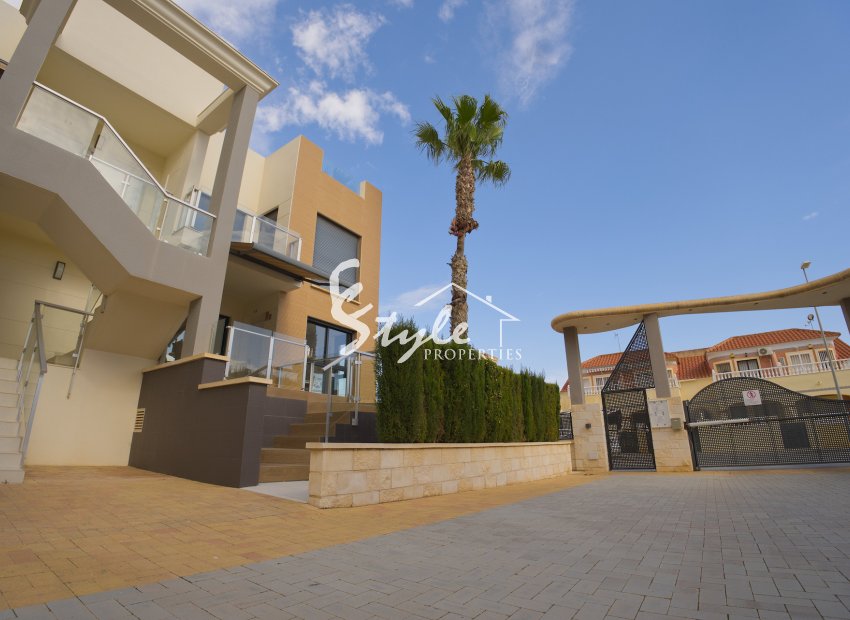 Resale - Adosado - Orihuela-Costa - La Zenia