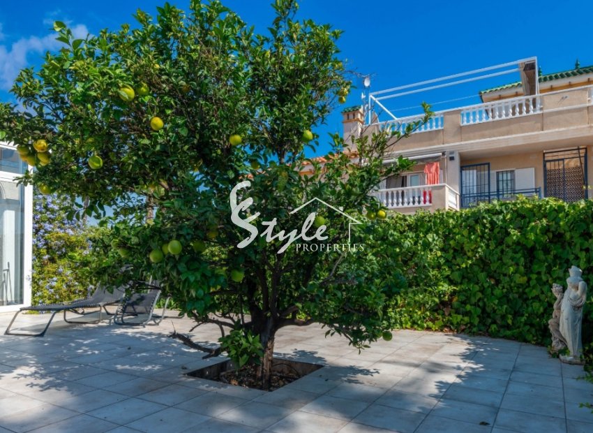 Resale - Adosado - Orihuela Costa  - Playa Flamenca