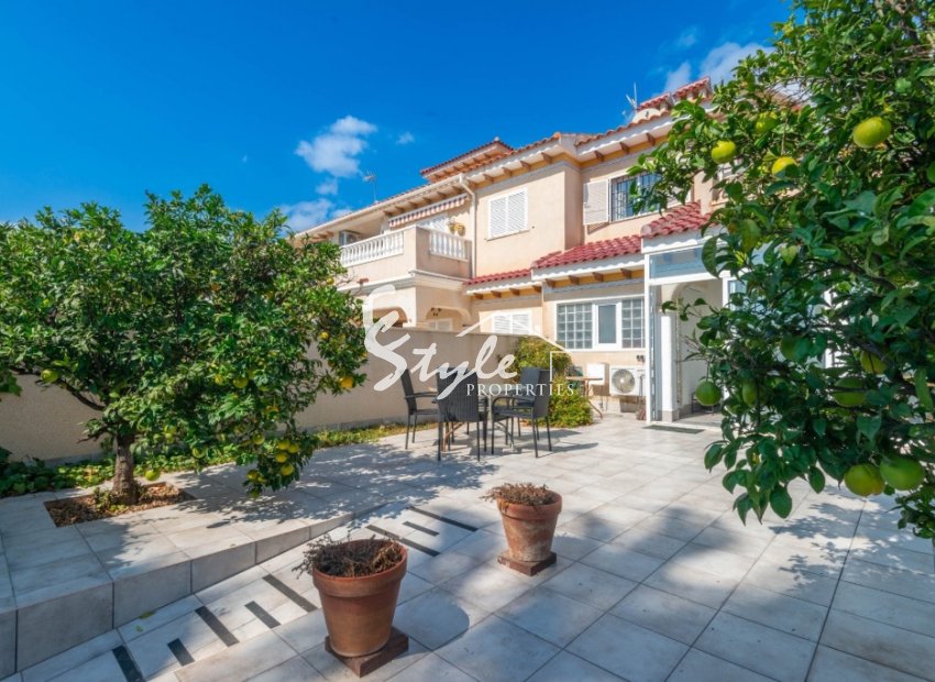 Resale - Adosado - Orihuela Costa  - Playa Flamenca