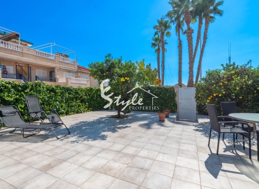 Resale - Adosado - Orihuela Costa  - Playa Flamenca