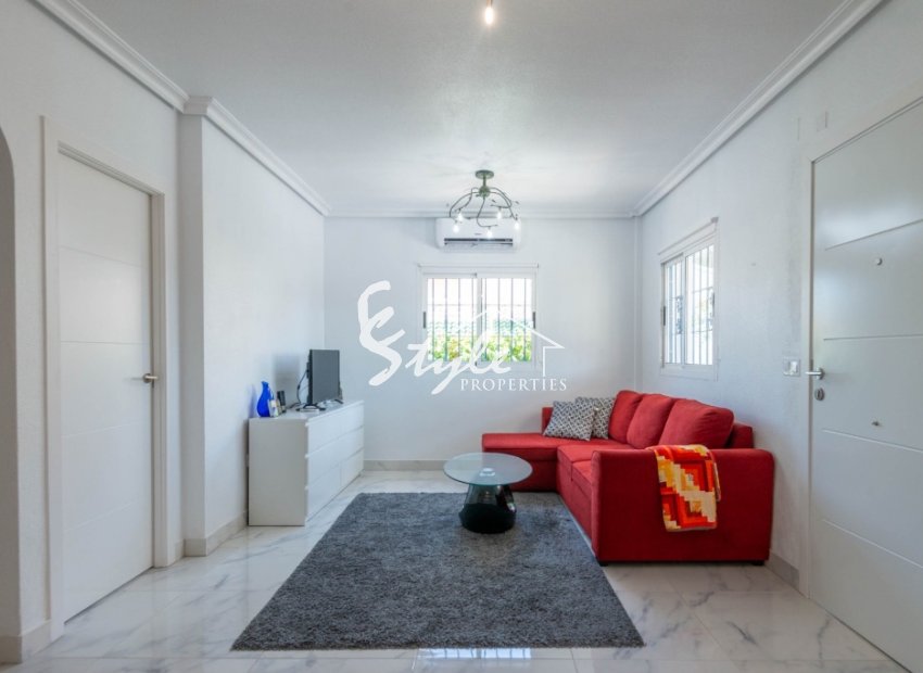 Resale - Adosado - Orihuela Costa  - Playa Flamenca