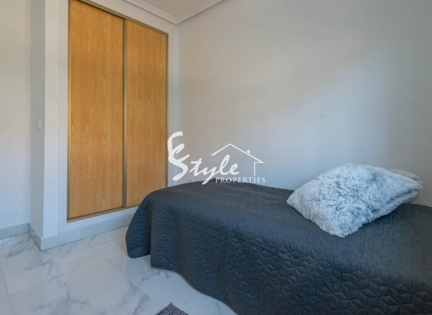 Resale - Adosado - Orihuela Costa  - Playa Flamenca