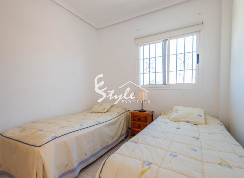 Resale - Adosado - Orihuela Costa  - Playa Flamenca