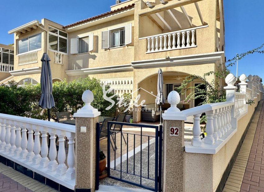 Resale - Adosado - Orihuela-Costa - Playa Flamenca