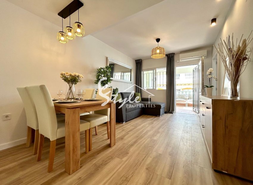 Resale - Adosado - Orihuela-Costa - Urbanización Perla del Mar