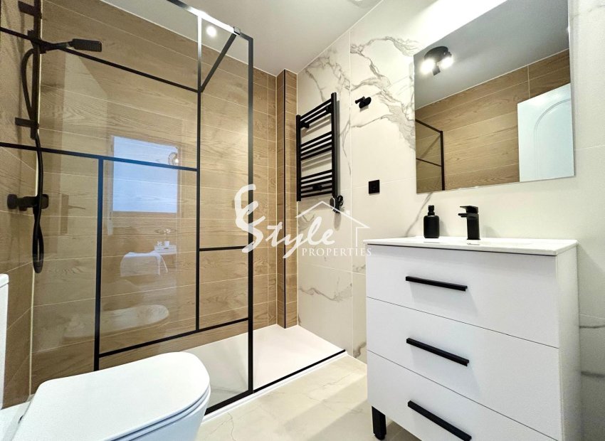 Resale - Adosado - Orihuela-Costa - Urbanización Perla del Mar