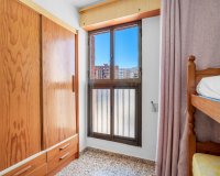 Resale - Apartamento - Arenales del Sol - Segunda linea playa