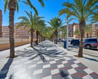 Resale - Apartamento - Arenales del Sol - Segunda linea playa