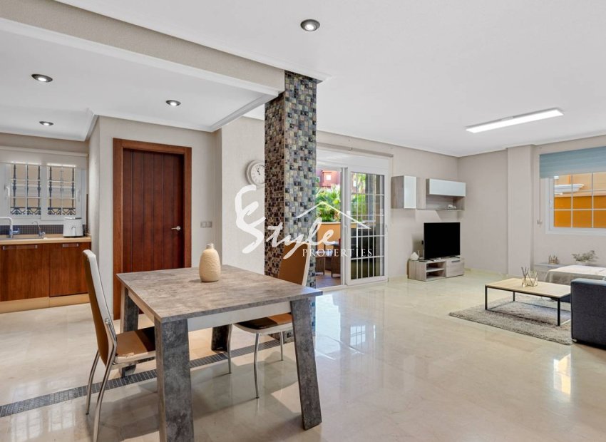 Resale - Apartamento - Cabo Roig