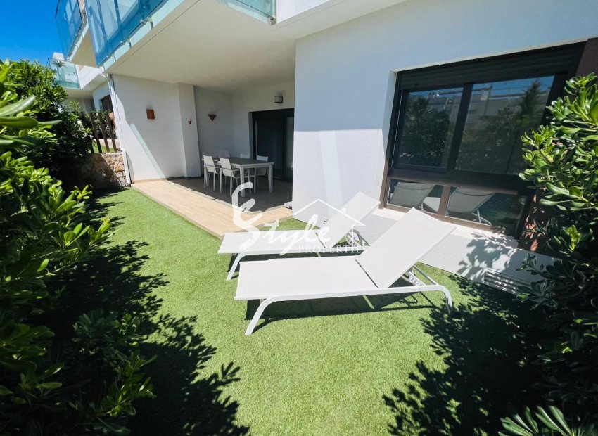 Resale - Apartamento - Entre Naranjos - Vistabella Golf
