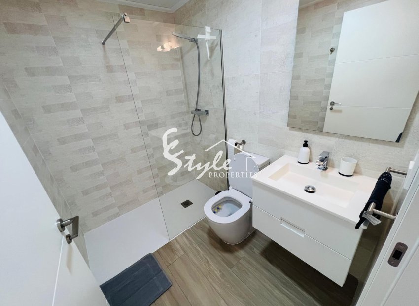 Resale - Apartamento - Entre Naranjos - Vistabella Golf
