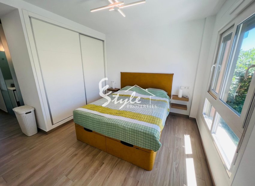 Resale - Apartamento - Entre Naranjos - Vistabella Golf