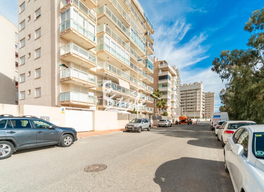 Resale - Apartamento - Guardamar - Puerto Deportivo