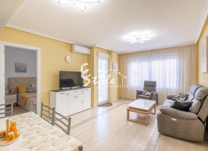Resale - Apartamento - La Mata