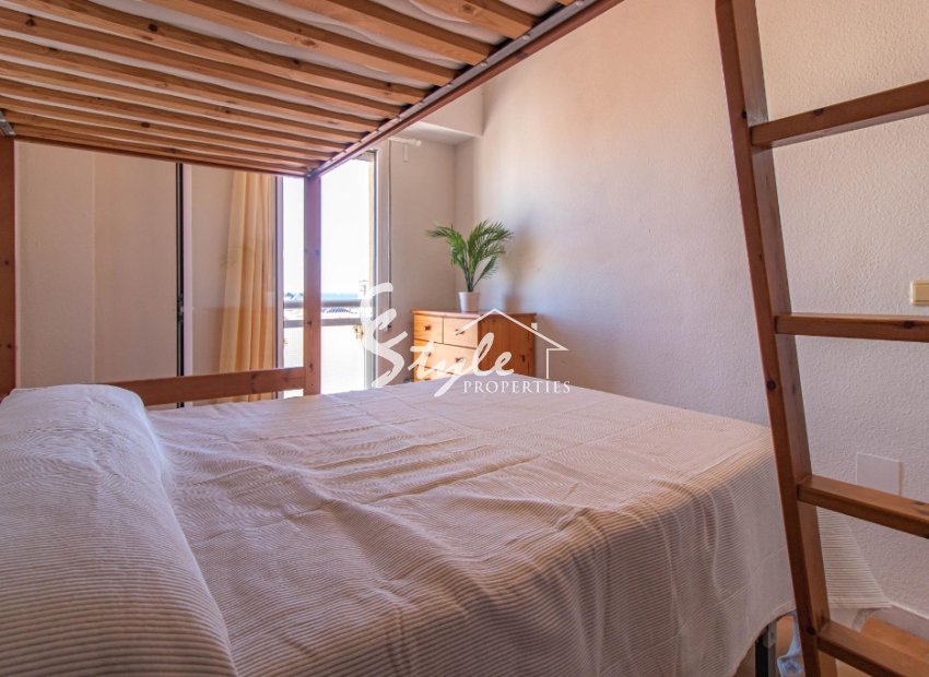 Resale - Apartamento - La Mata