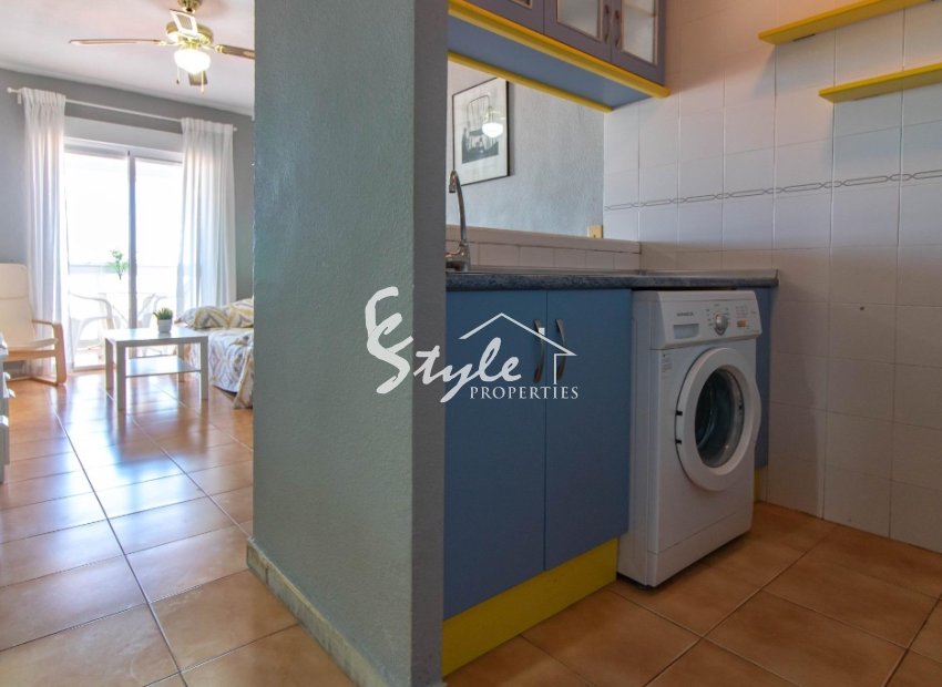 Resale - Apartamento - La Mata