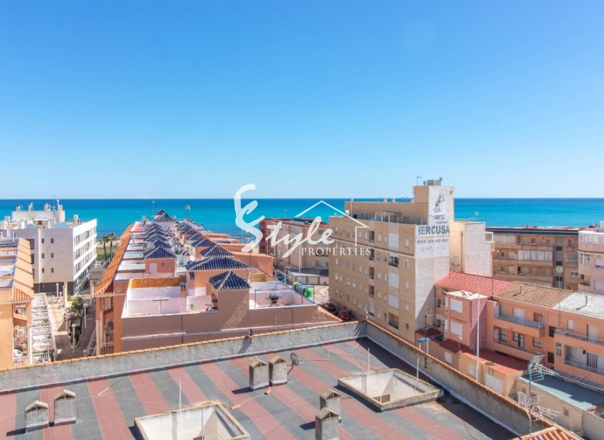 Resale - Apartamento - La Mata