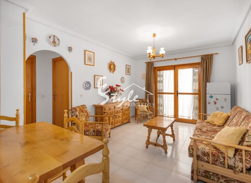 Resale - Apartamento - La Mata