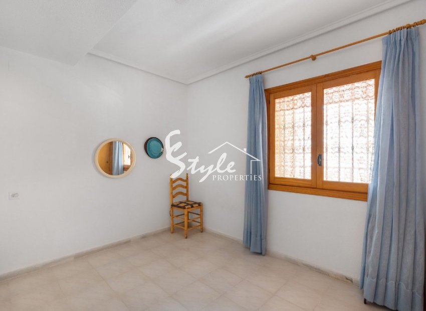 Resale - Apartamento - La Mata