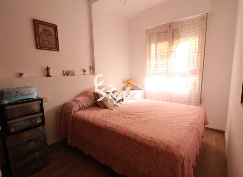 Resale - Apartamento - La Mata