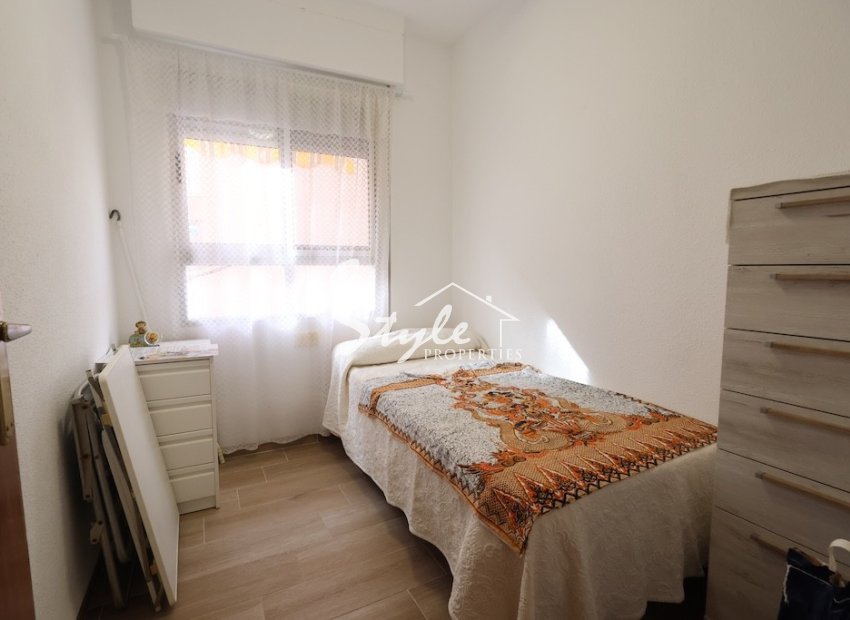 Resale - Apartamento - La Mata