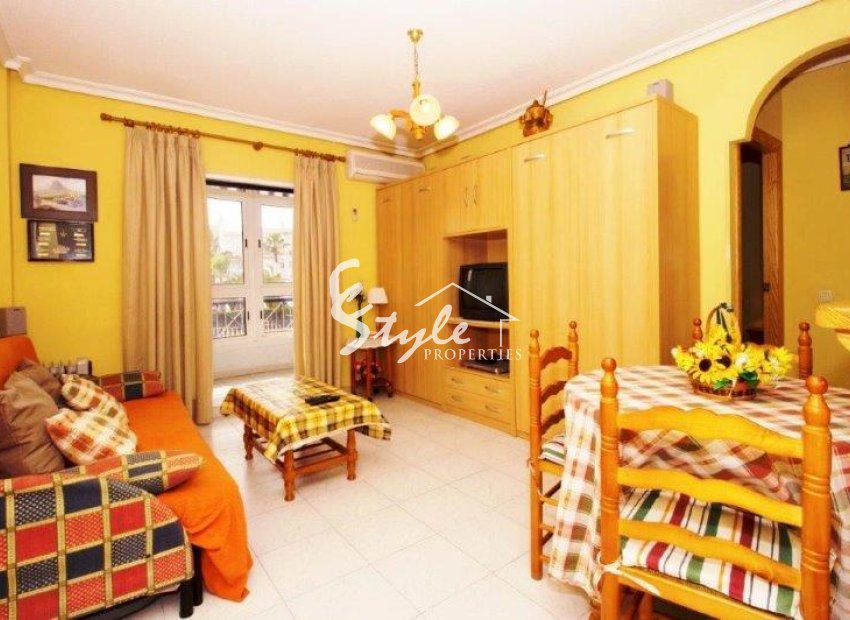 Resale - Apartamento - La Mata