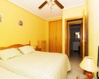 Resale - Apartamento - La Mata